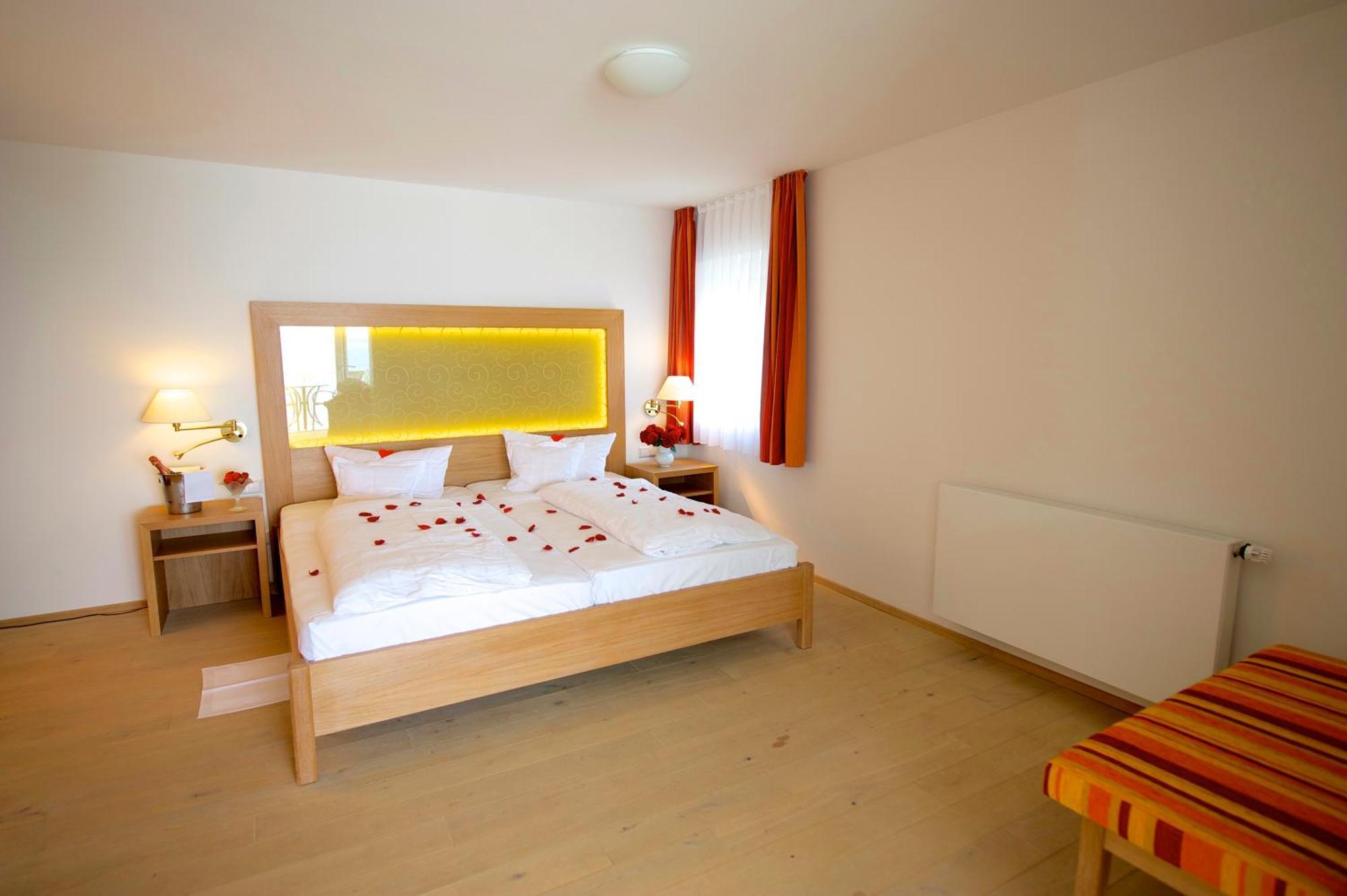 Seehotel OFF Meersburg Buitenkant foto