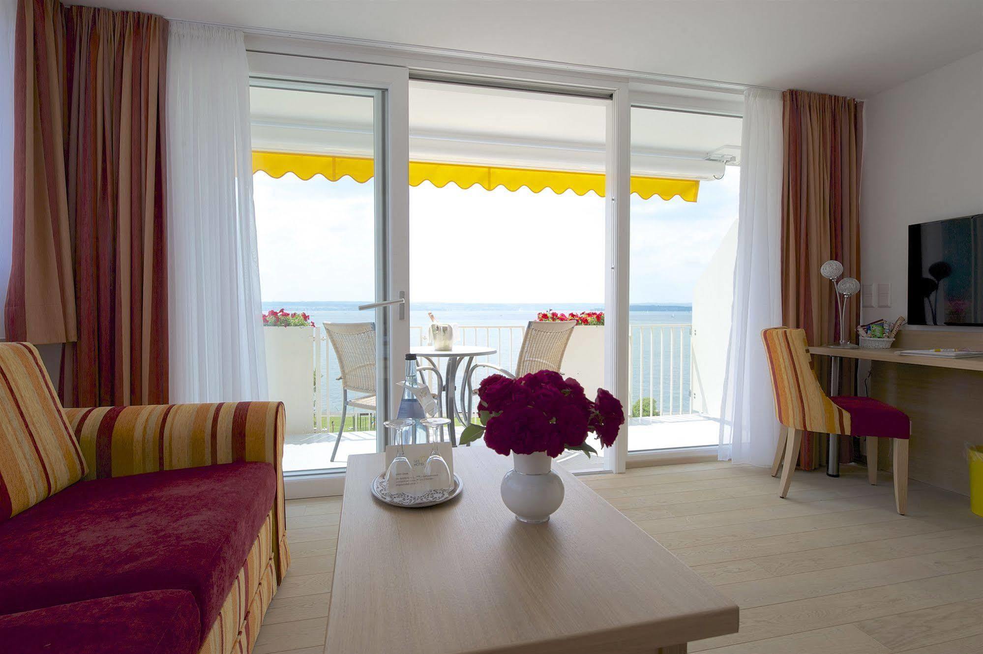 Seehotel OFF Meersburg Buitenkant foto